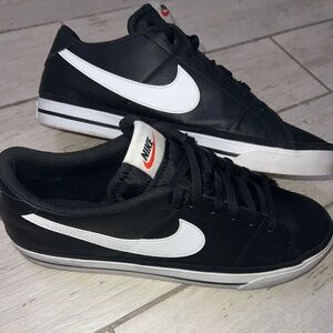 Nike Court Legacy Men’s size 14